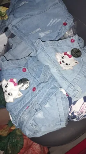 Macaquinho jeans- Tam 2