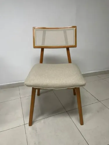 Marque sua entrega e receba em até 48h!! Kit 2 Cadeiras Lara/Bela (madeira maciça)