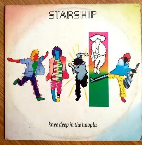 Starship knee deep in the hoopla