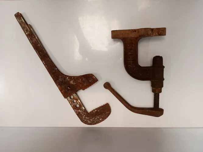 Conjunto de Ferramentas Antigos