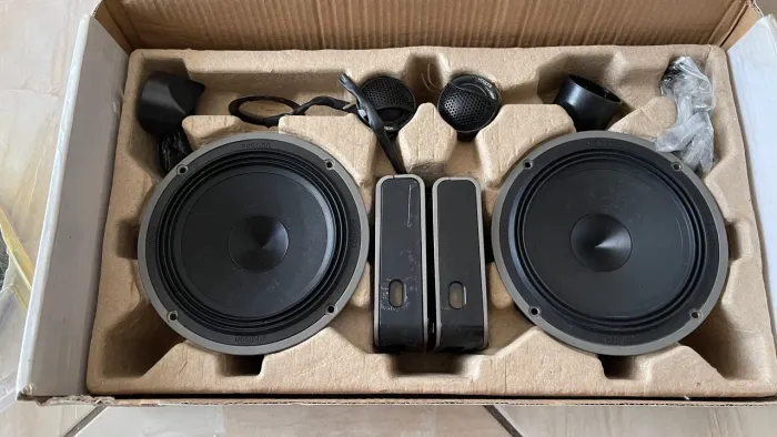 Kit 2 Vias Audison Av K6 ( 6 Polegadas / 250w Rms )