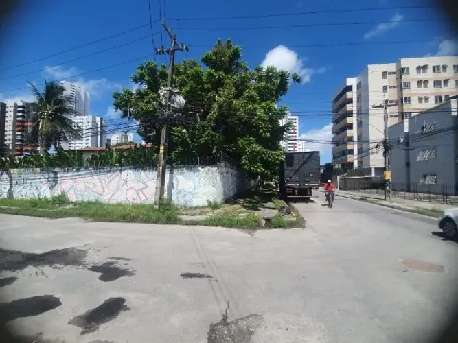Terreno Comercial frente Ayrton Senna, 1640m, alugo ou vendo, projeto predio