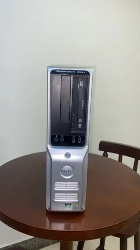 (Barbada) PC Dell Dimension C521 Sempron 3400 4GB HD 250GB