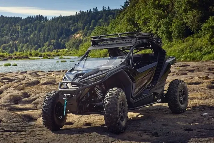 UTV ZFORCE Z10 TURBO