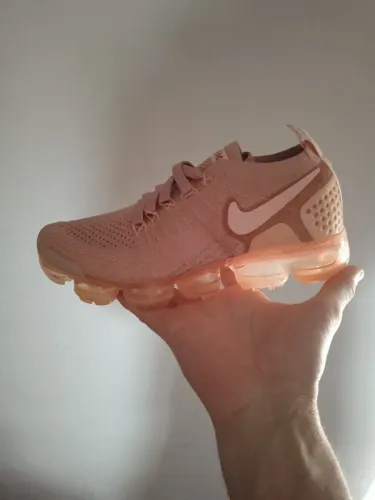 Nike vapor Max.