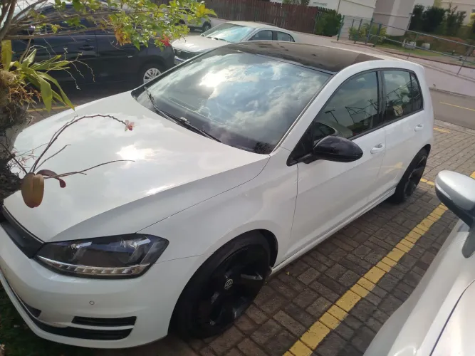 Volkswagen Golf Highline 1.4 TSI 140cv Mec. 2014