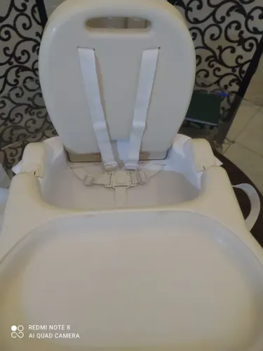 Cadeirinha de alimentação portátil Bebê Milla Infanti