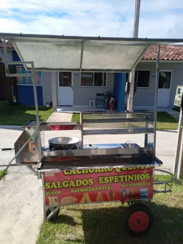 Carrinho de Cachorro-Quente e Salgados Completo