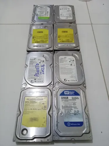Lote de 08 HDs funcionando perfeitamente