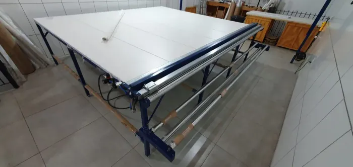 Mesa de Corte para Tecido para fabricação Nova aceito troca carro ou moto 