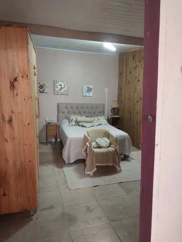 Suíte tipo kitnete para mulheres ou empresas prestadoras de serviço em Balneário Pinhal RS