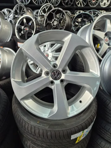 Jogo de rodas Brooklyn aro 17 5x100