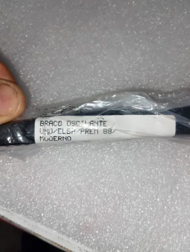 Par de braços oscilante Fiorino ,uno quadrado mais par de ponteiras de direção