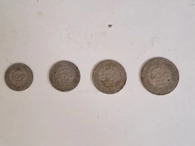 Moedas de réis de 1940