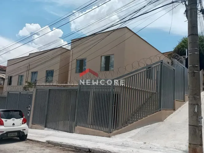 Casa em Rua Silveira Martins - Aparecida - Belo Horizonte/MG