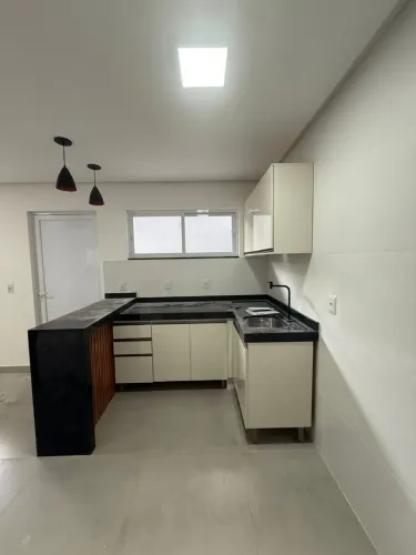 Aluga-se apartamento bairro União