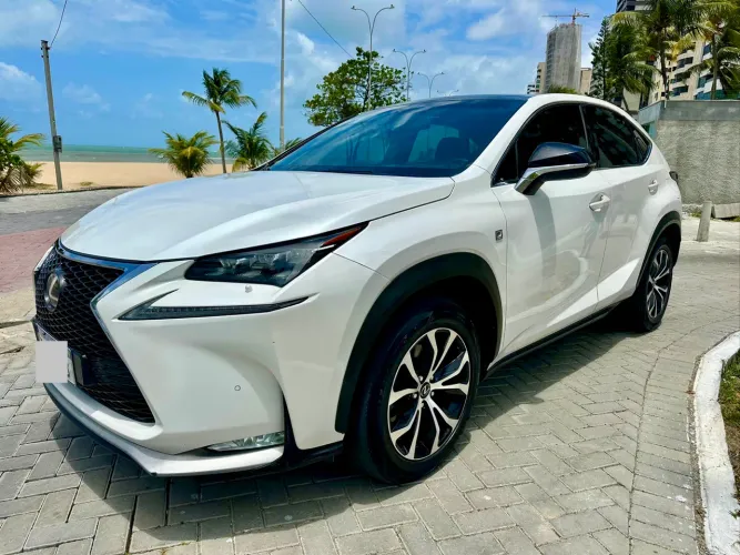Lexus NX200T F-Sport 2017