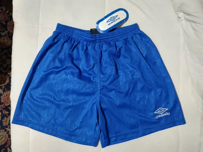 Short de futebol umbro 