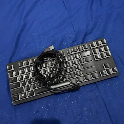 Teclado Razer Huntsman TE com Keycaps HyperX