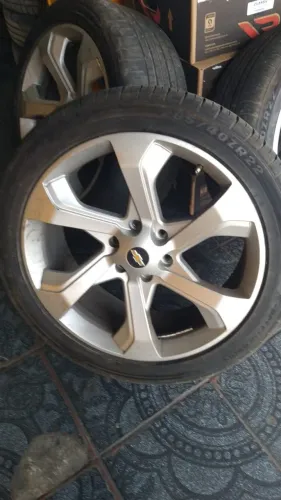 Jogo de Rodas com pneus 22