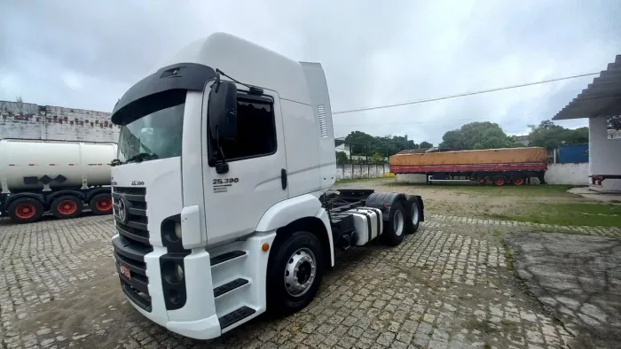 REPASSE CAMINHÃO VOLKSWAGEN 25390 EM OTIMO ESTADO TRABALHANDO ÚNICO DONO TROCA DE FROTA .