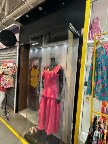 Vendo ou Alugo Box Centro Fashion 