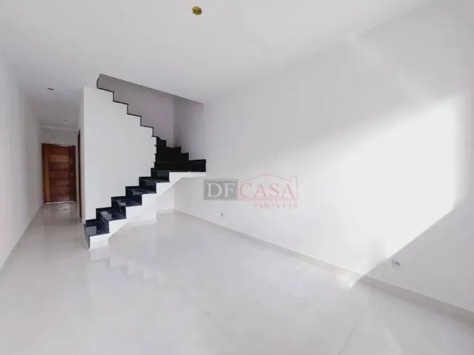 Sobrados Novos à Venda. 2 Vagas de Garagem, Quintal, 2 Suítes. Artur Alvim - São Paulo/SP