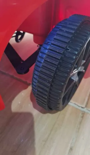 Carrinho elétrico infantil  24 volte novo