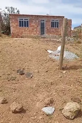 Lote com Barracão Sete Lagoas / MG 315 m² Bairro Itapuá