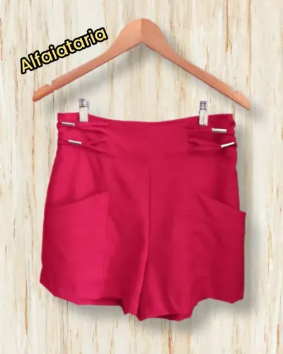Shorts Vermelho Alfaiataria