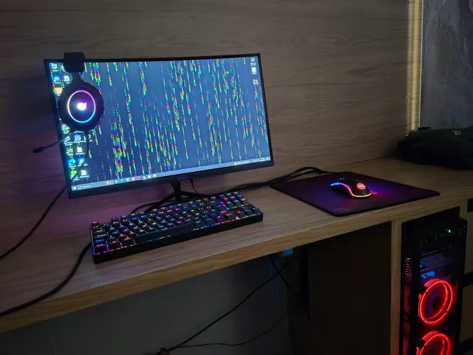 Pc gamer completo ou venda separada, avalio troca por notebook com volta minha.