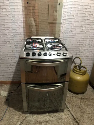 Fogão Eletrolux 4 bocas 2 fornos