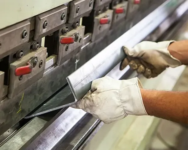 Corte e Dobra: Solução Sob Medida para Sua Obra!