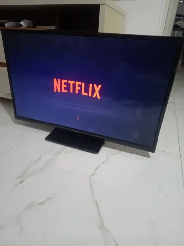 TV TCL com Netflix
