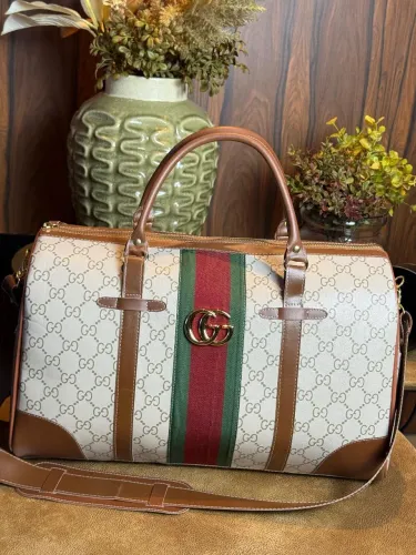 Bolsa mala Gucci Clássica - Estilo e Sofisticação!