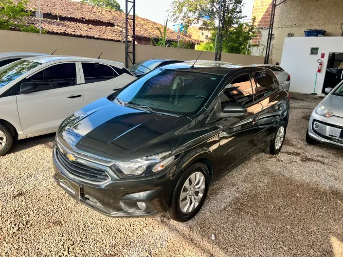Chevrolet Onix Hatch LT 1.0 8V Flex Mec. 4P 2017