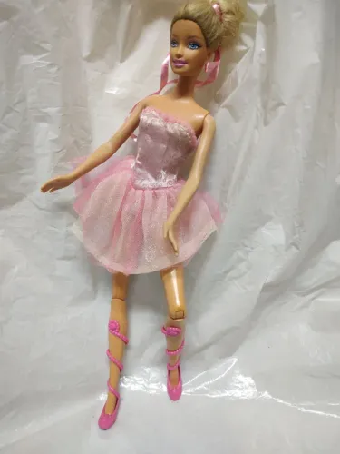 Boneca Barbie Bailarina mattel (usada) cx 13