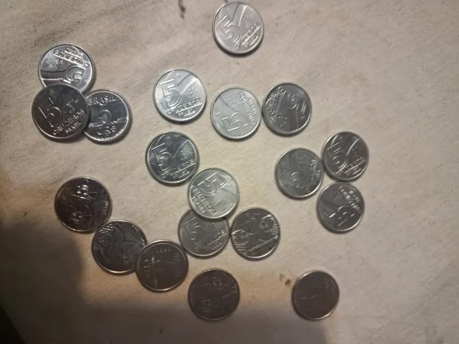 Lote de moedas antiga .5 centavos