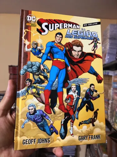 Superman e a legião dos super heróis capa dura