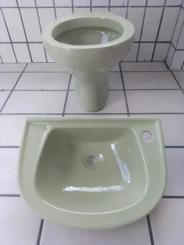 Conjunto de Vaso Sanitário Novoe Cuba em Cerâmica Verde