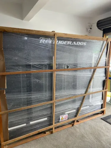 NZ. Expositor Refrigerado 5 portas frios e laticínios Full Black FORTSUL 