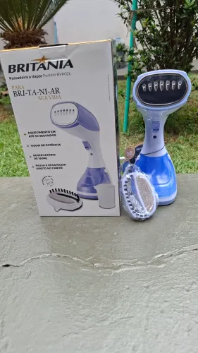 Passadeira a vapor Britânia,aquecimento em ate 30 segundos,1.100w de potência