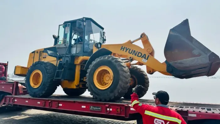 Pá Carregadeira Hyundai HL760-7A - Anos 2010 e 2012