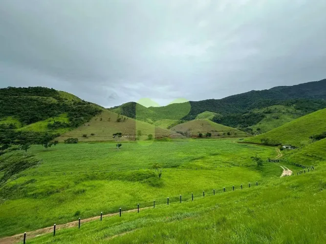 Fazenda a Venda na Serra de Macaé com 400 hectares
