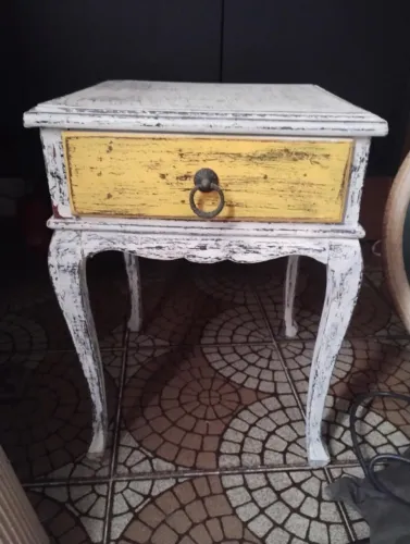 Mesa de cabeceira Vintage 