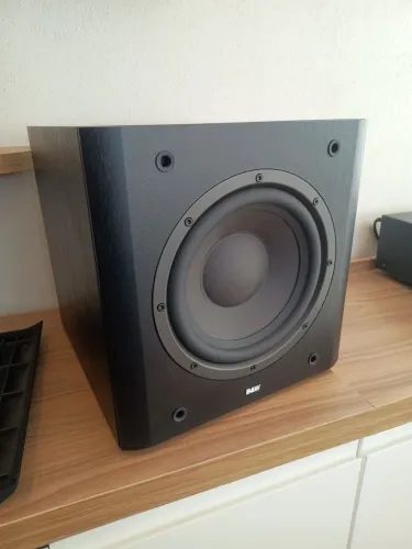 Subwoofer Ativo 10" B&W ASW600 26Hz 150w até 220w pico real Sensacional e impecável LEIA: