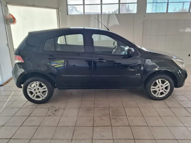 Chevrolet Agile LTZ 1.4 MPFI 8V Flexpower 5P 2011