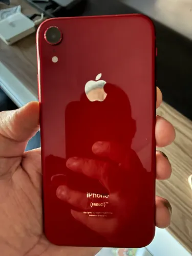 IPHONE XR RED
