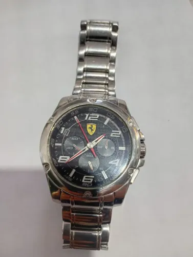 Relógio Ferrari