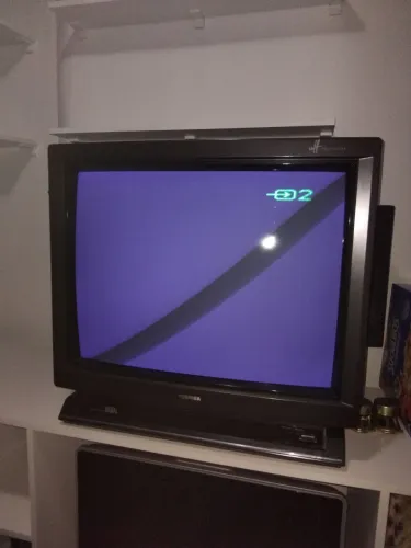Tv de tubo toshiba off colection 28"